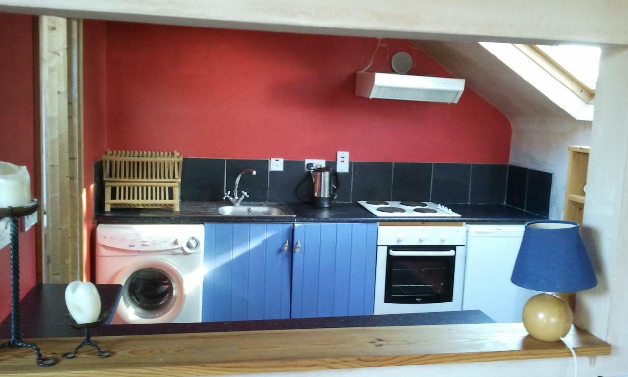 The Village Studio Apartments Moate Eksteriør billede